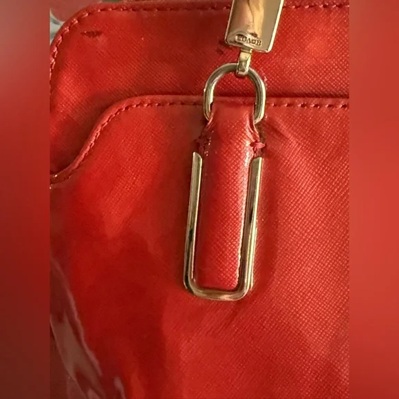 Coach Gallery Large Tote 29141 Red Patent Leather Shoulder Bag - Picture 12 of 13